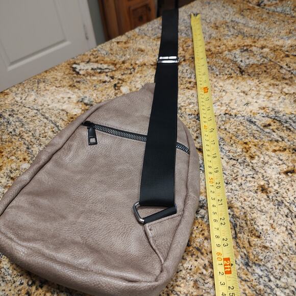 Brown Sling Bag with Zipper Pockets - Stylish and Functional - Picture 14 of 14